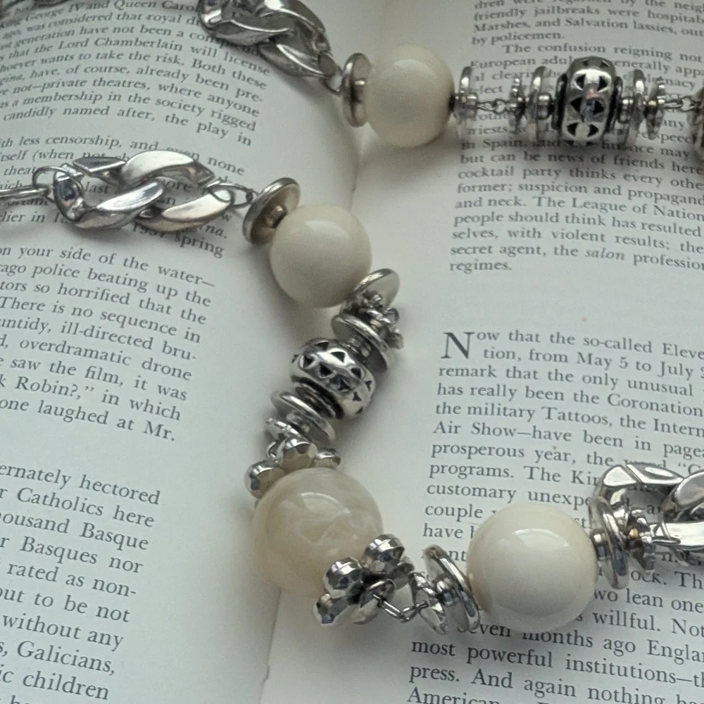 Elegant Silver and Cream Necklace - Picture 6 of 11